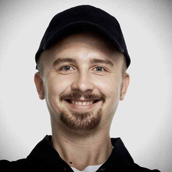 https://obb.pl/wp-content/uploads/2018/09/our_team_03.jpg